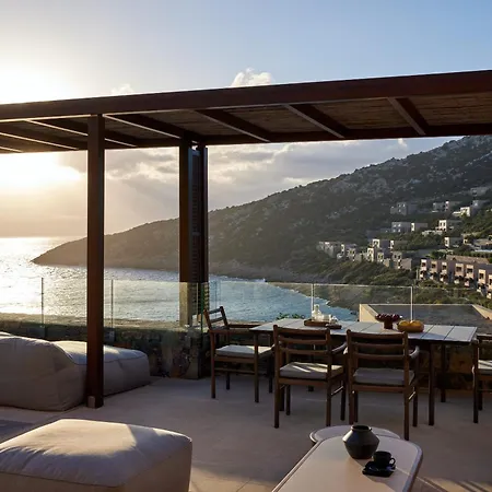 Resort Daios Cove